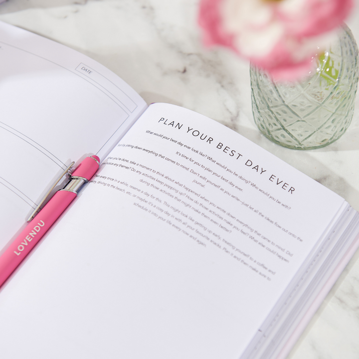 Romanticise your Life Journal
